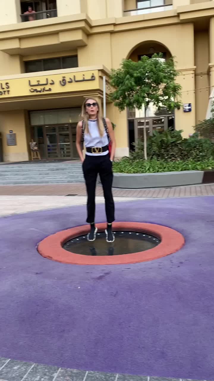 @Mara Santangelo