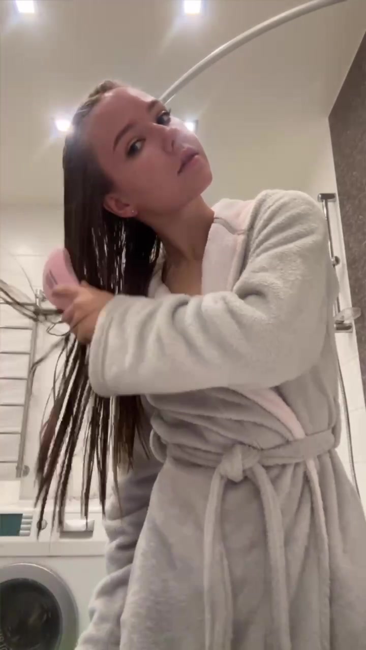 @Tiny Angel💕