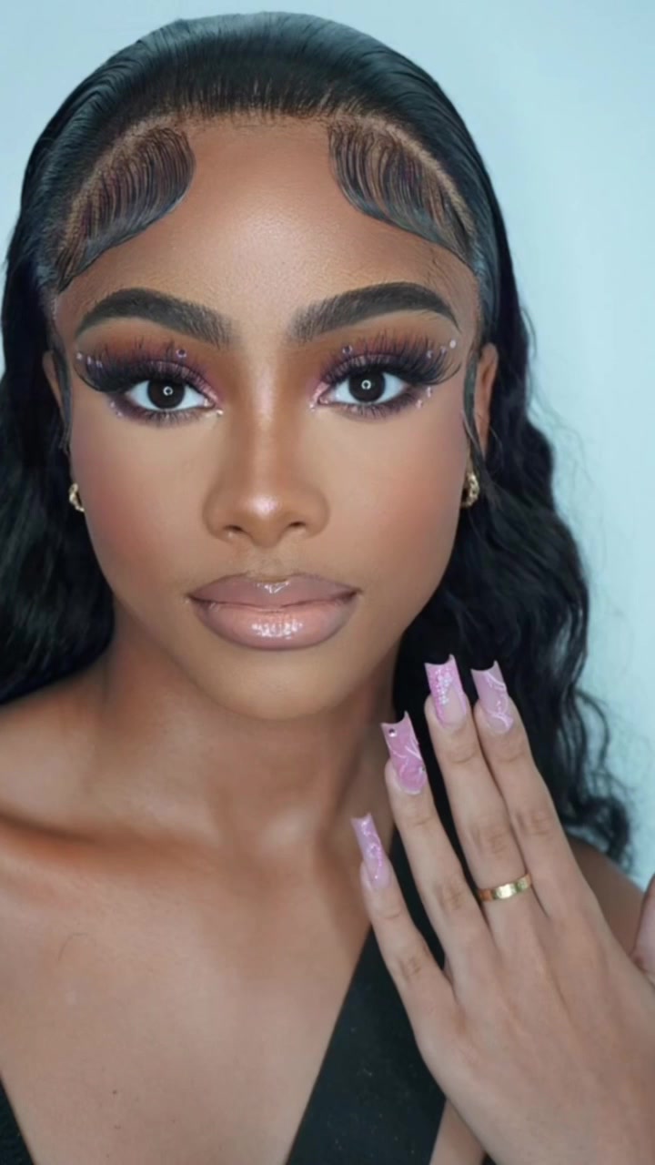 @Thebeautyamazonmua