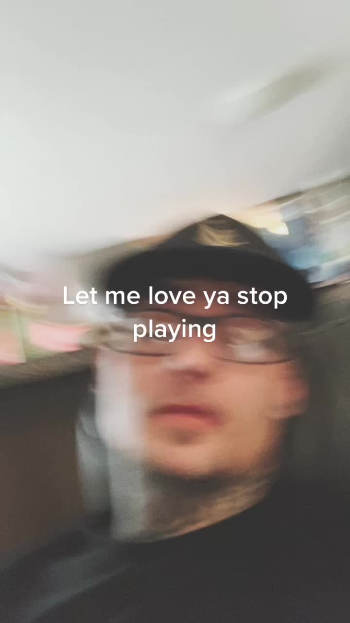@Dee Morgan112