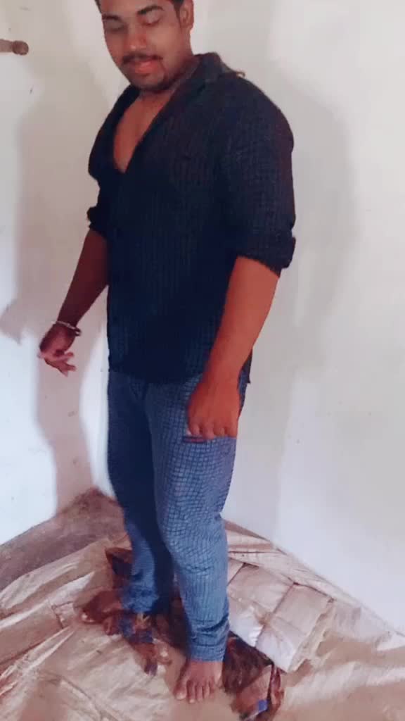 @praveen karisiri