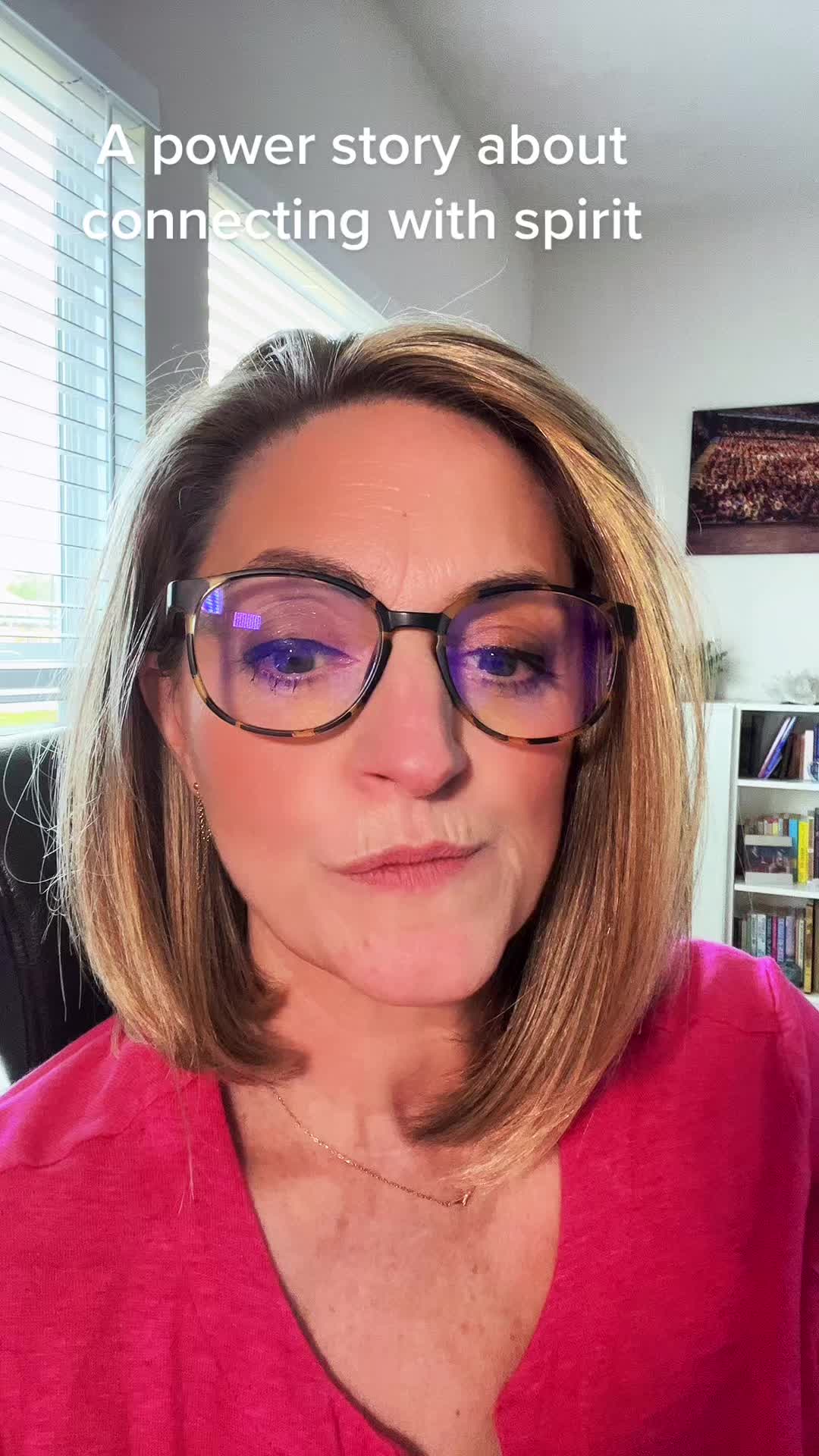 @Lisa Williams | Psychic Medium