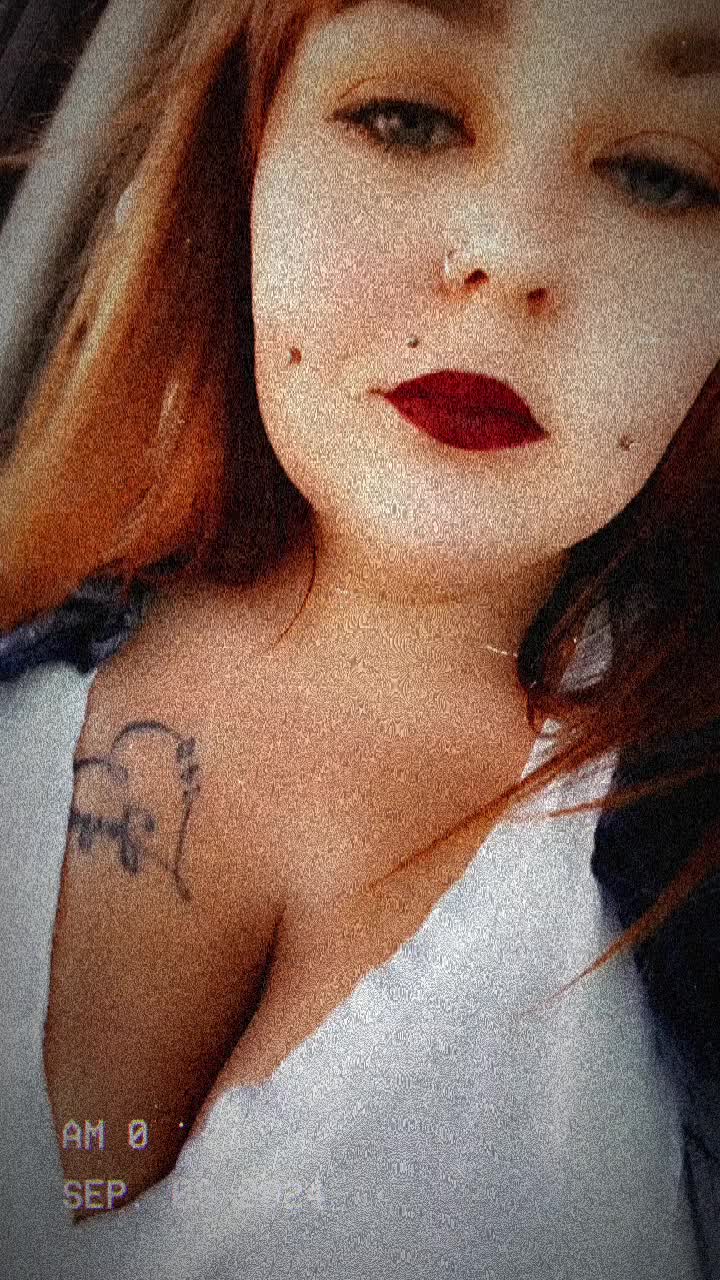 @Liilmiszzdee 💋