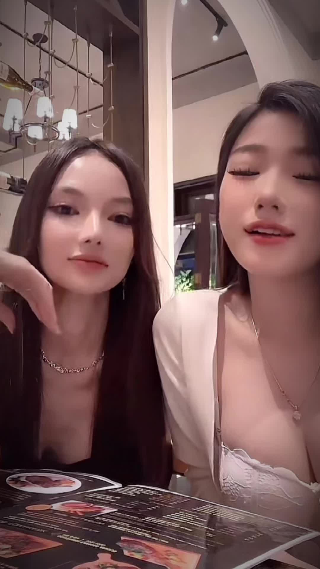 @Memories and X&iacute;u🍀