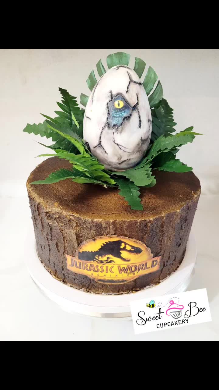 @Sweet Bee Cupcakery