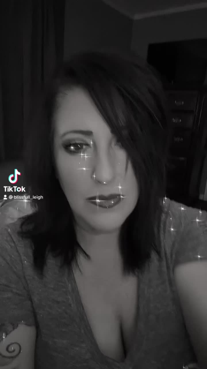 @blissfull_leigh_backup