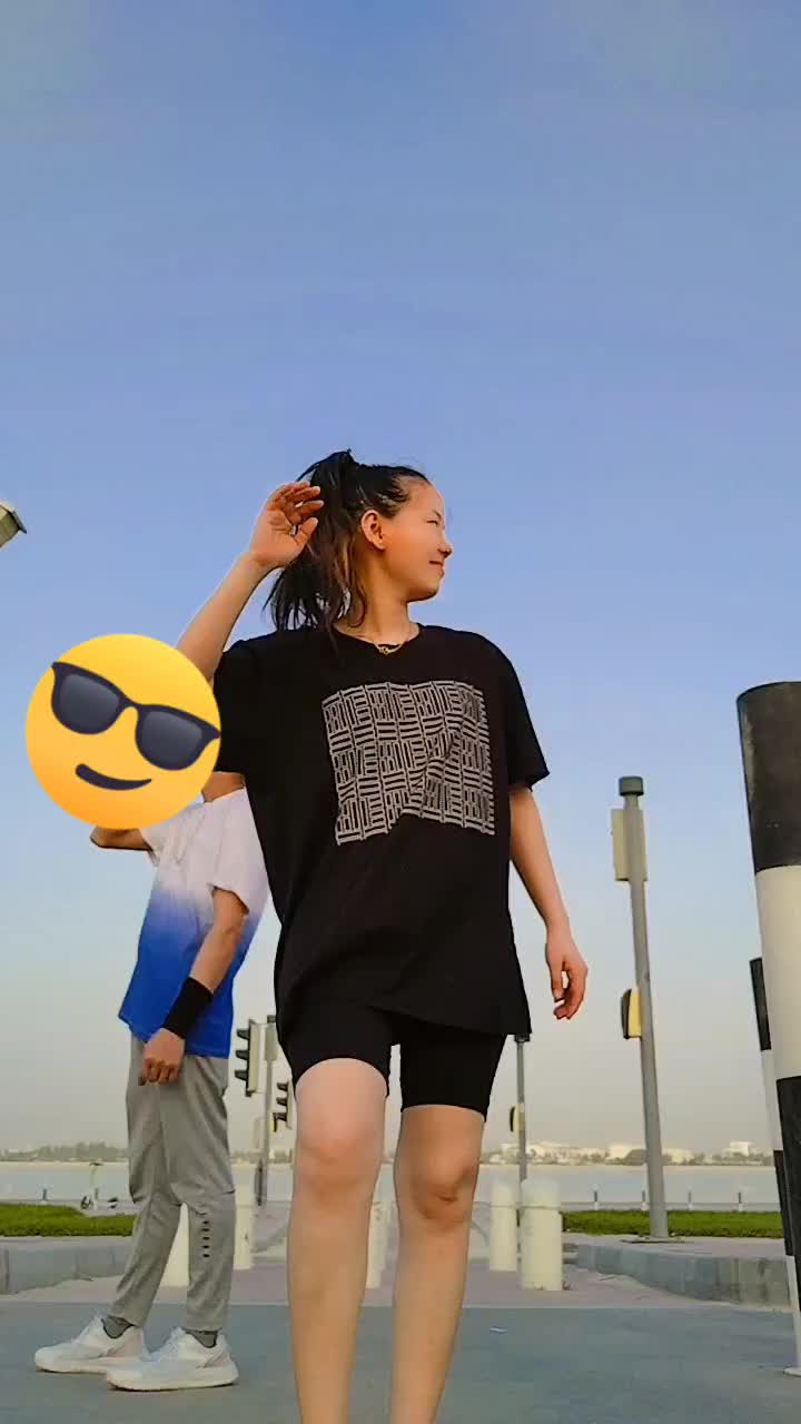 @💮💫