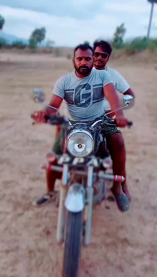 @vignesh