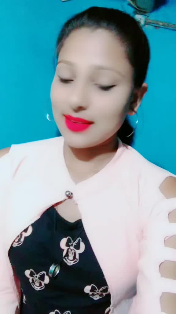 @👸Megha Tiwari 👸