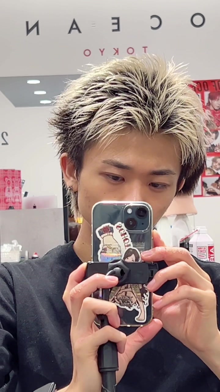 @シュンスケ