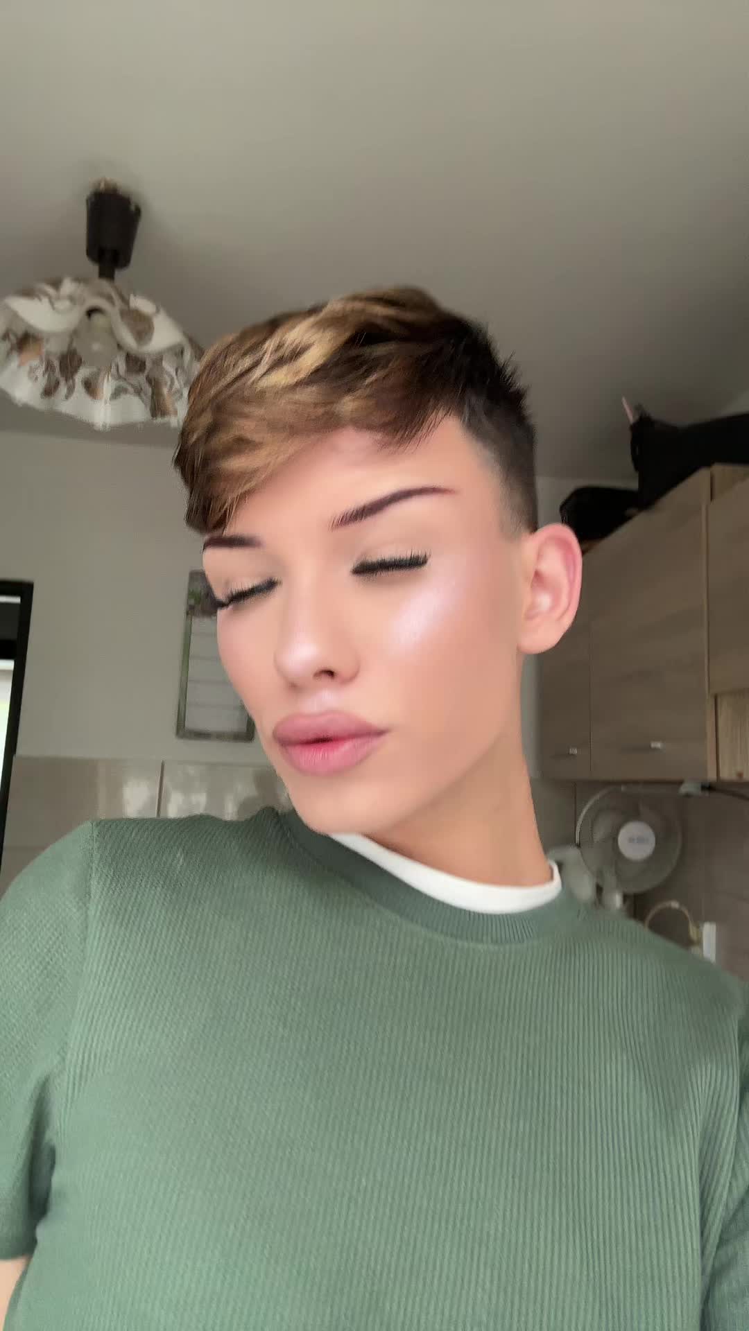 @Adamekkk