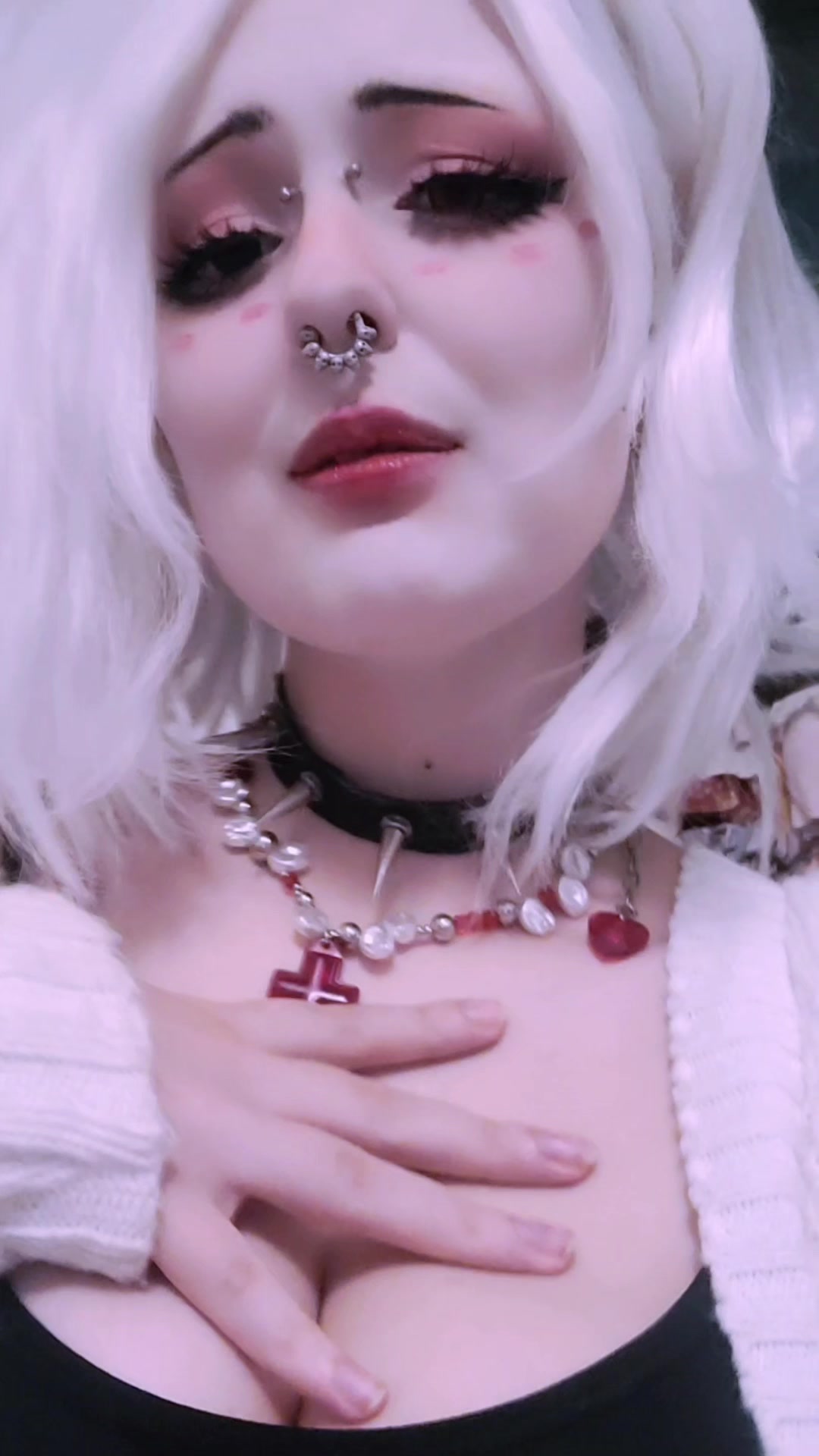@Skullworm