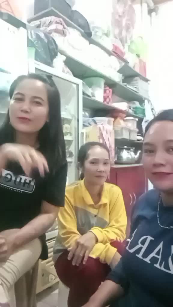 @Ayuk kepo