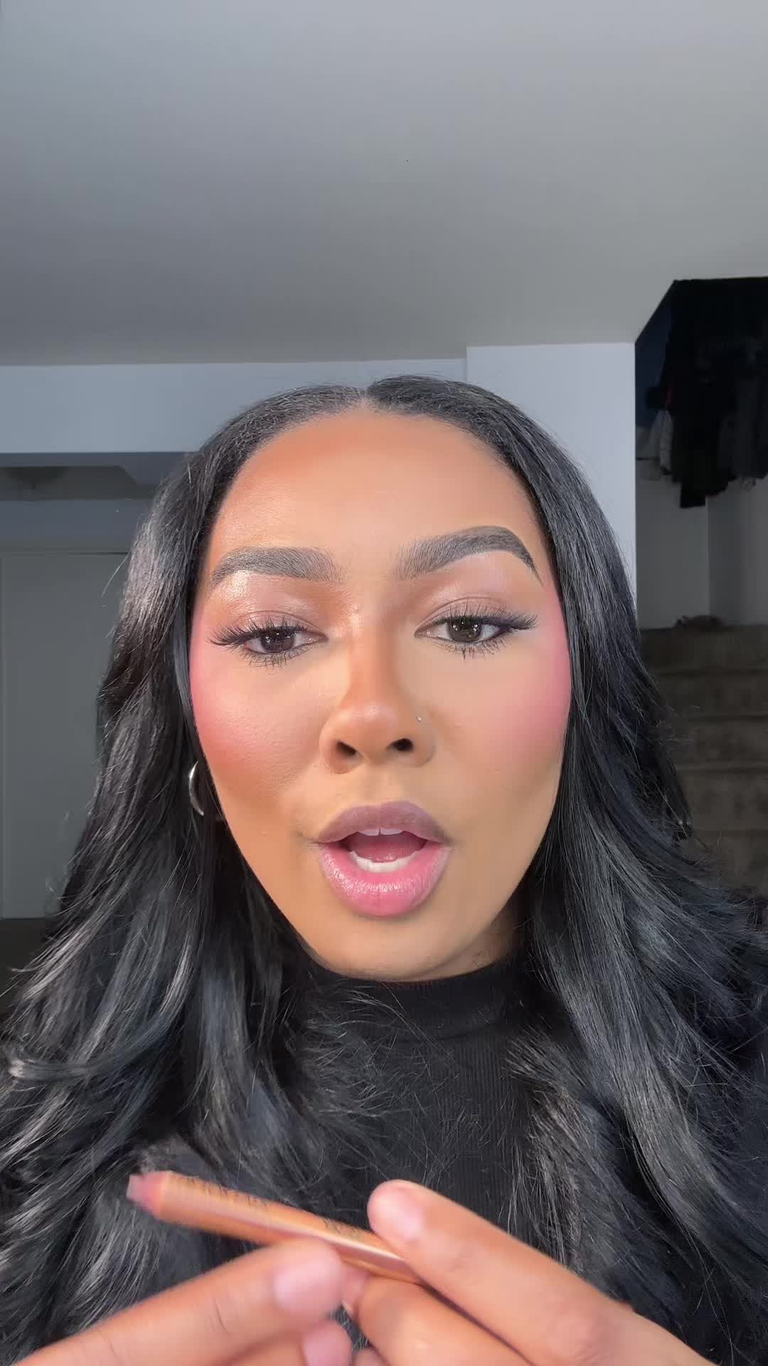 @angelshakia