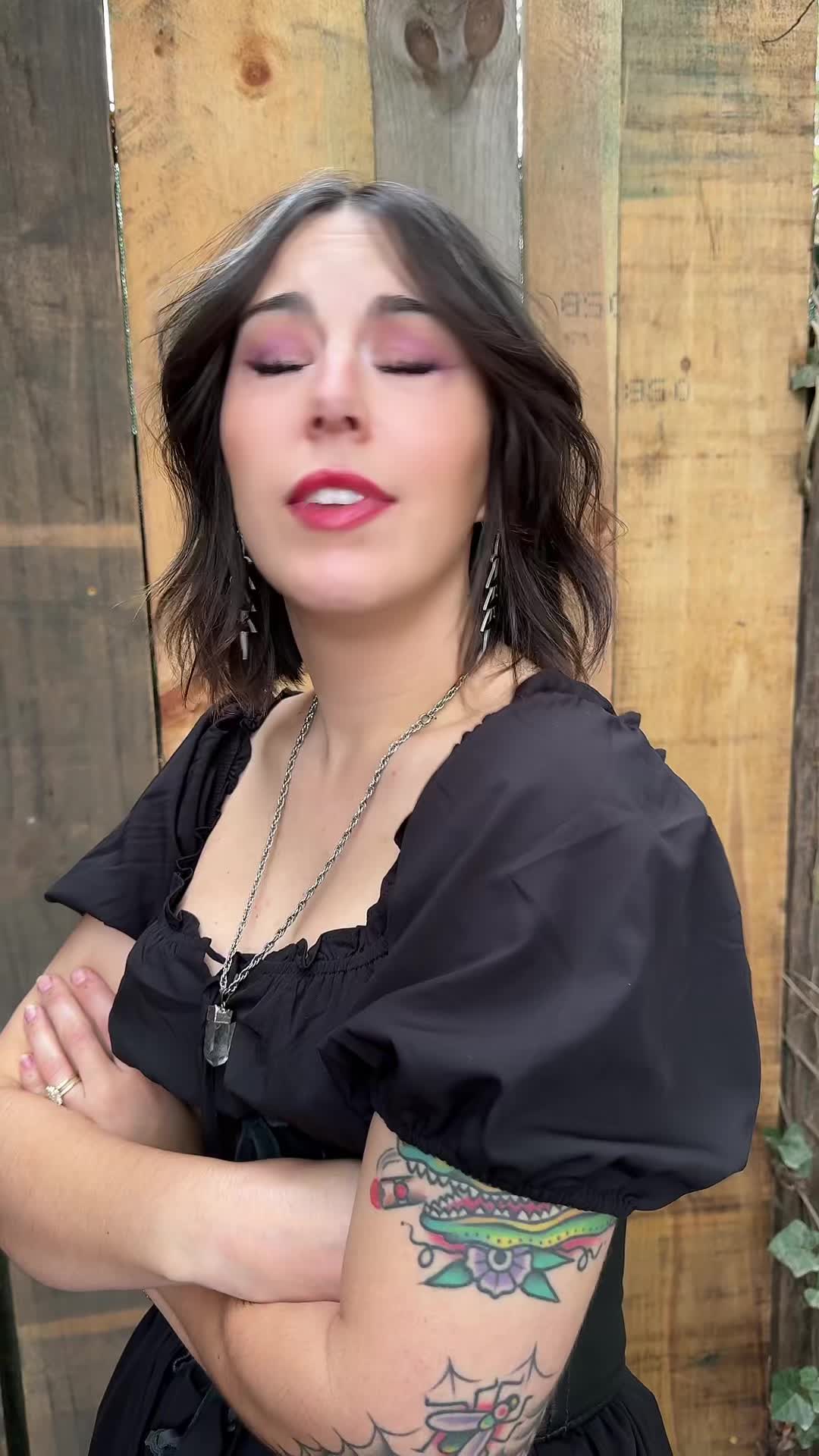 @Isabella