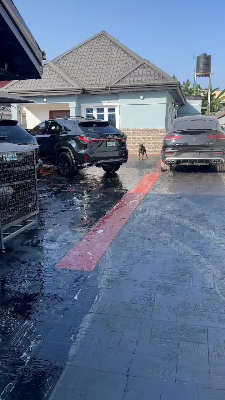 @RealVentureAutos