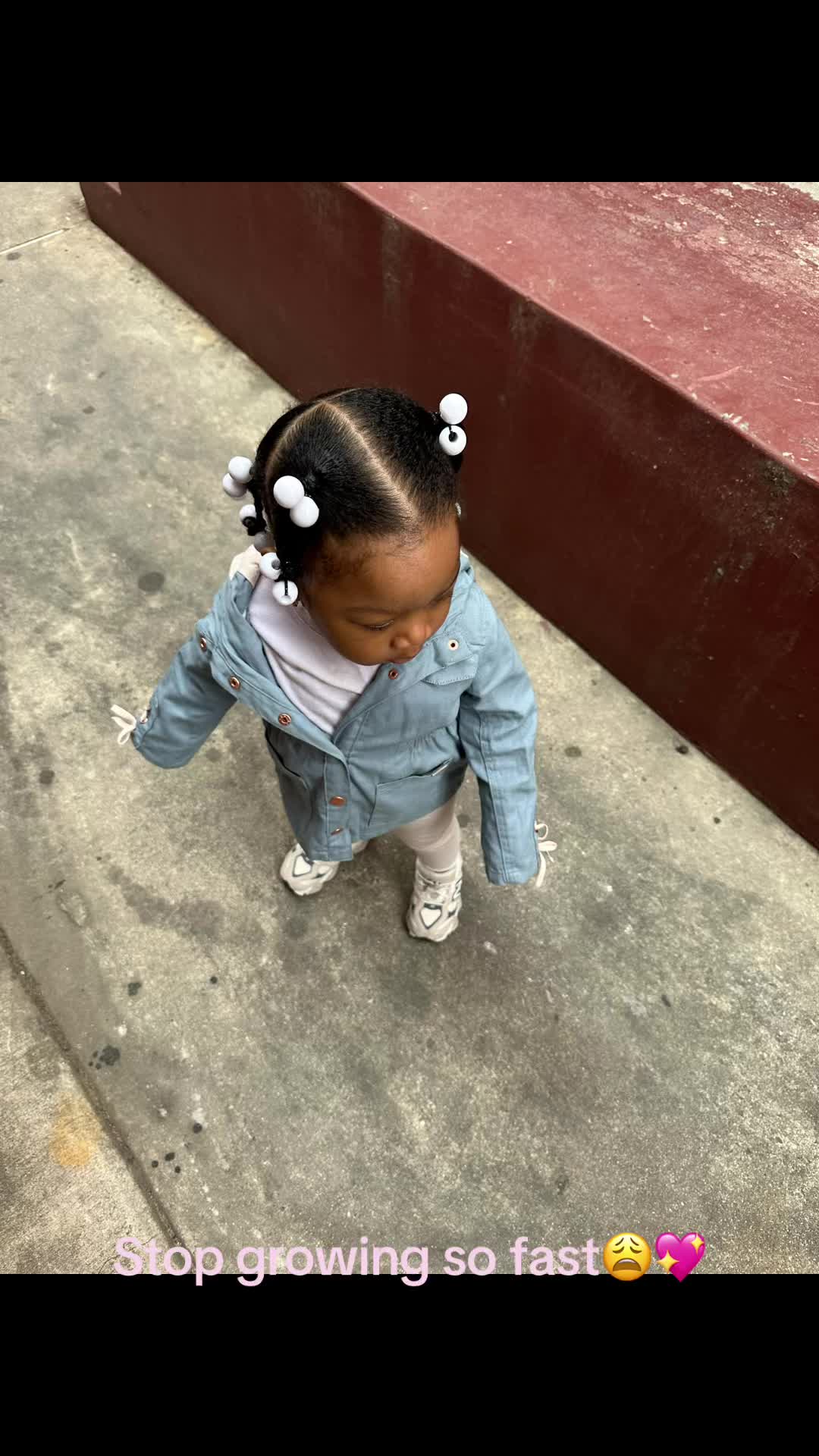 @Lala