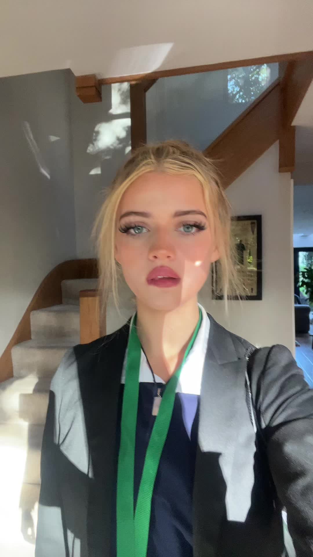 @Alicia🪽