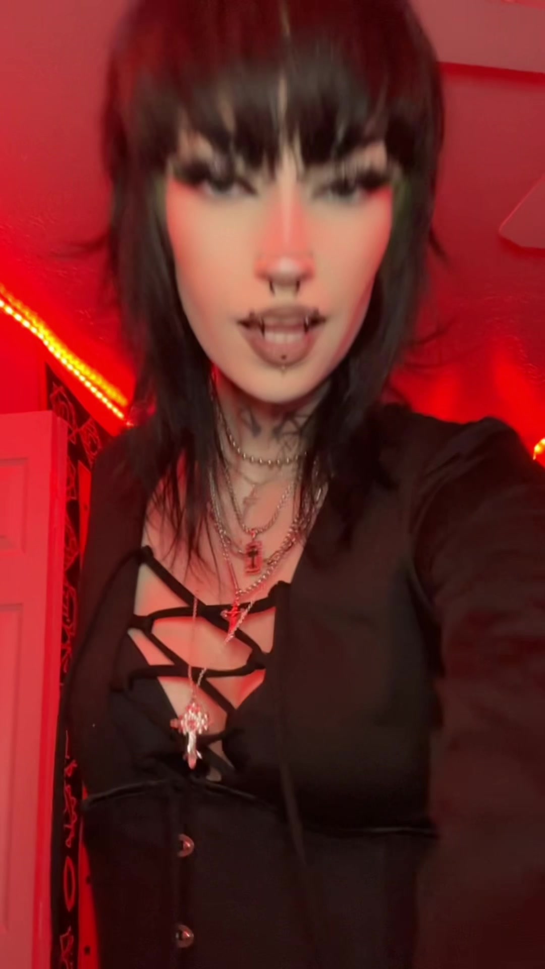 @IRIS 0NYX