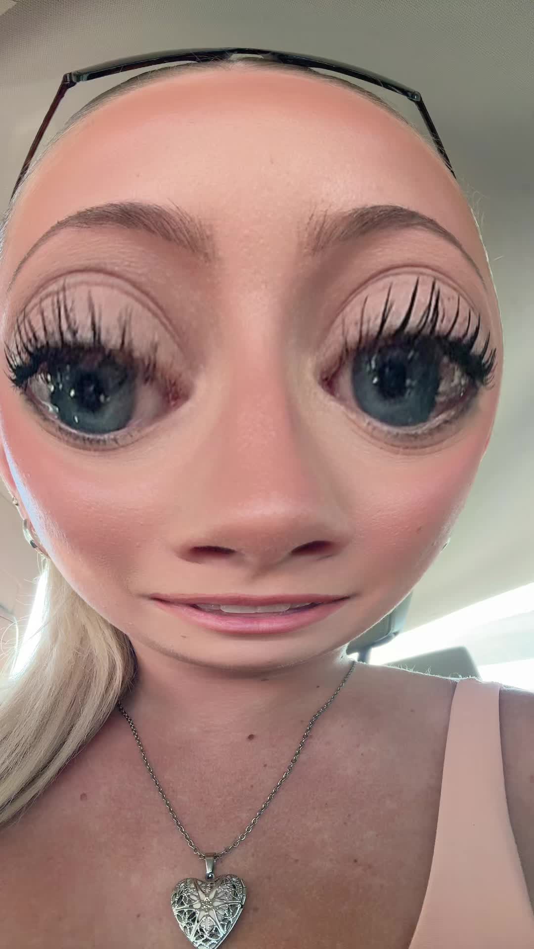 @kambriella