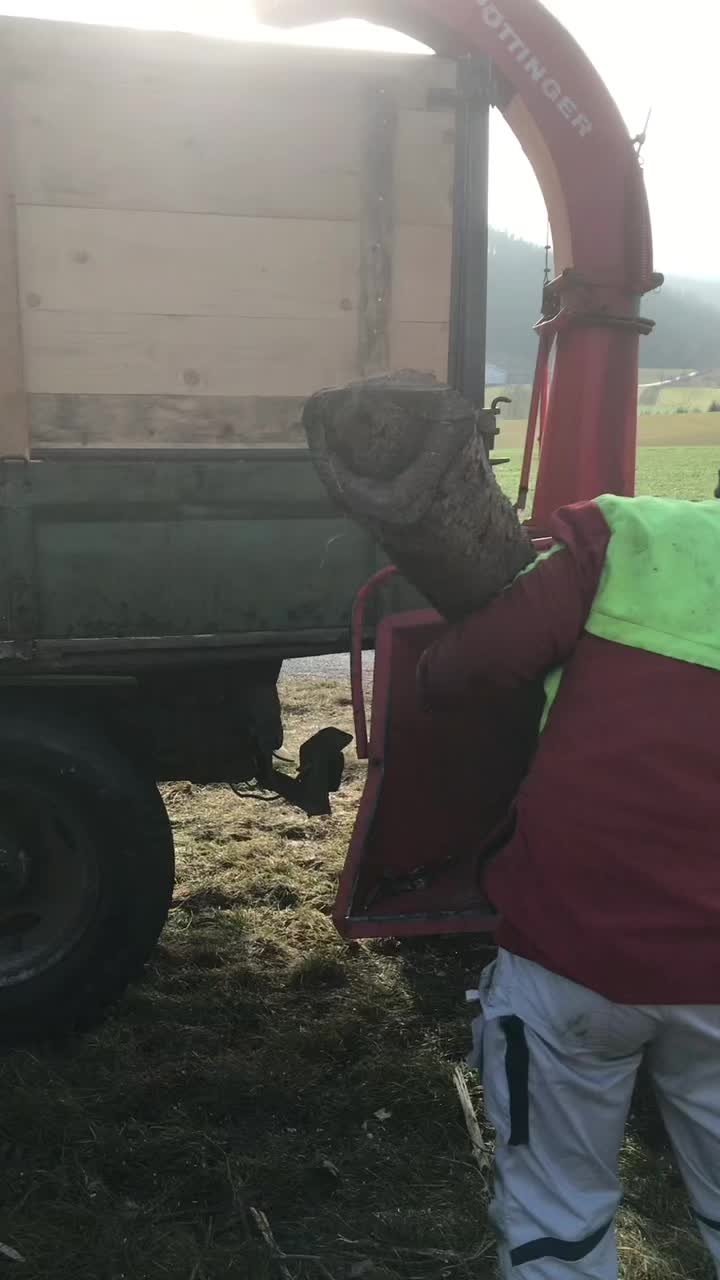@Holz-Kutscher-Max