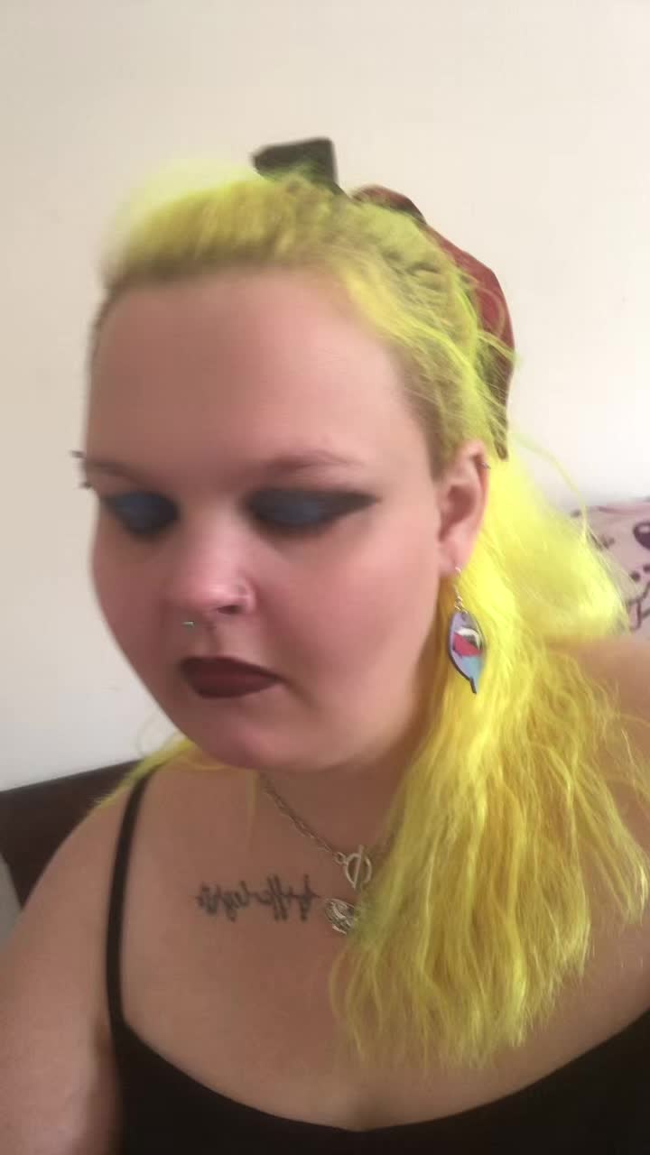@brattygirl30