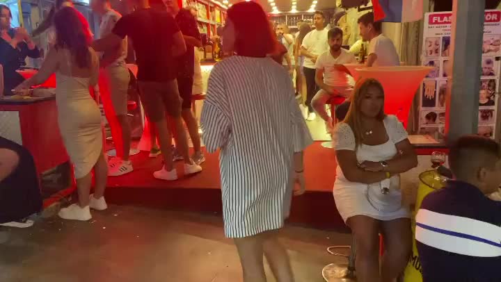 @AtEş S&Uuml;RMELİ