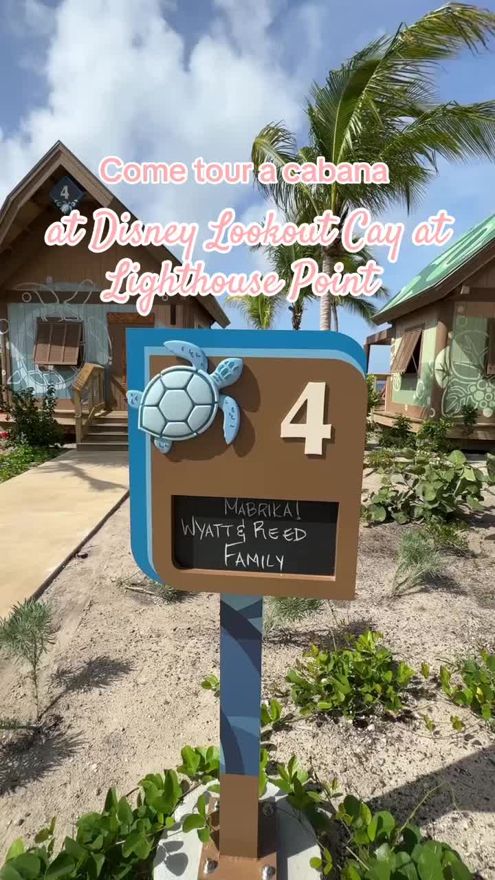 @Disney With The Littles
