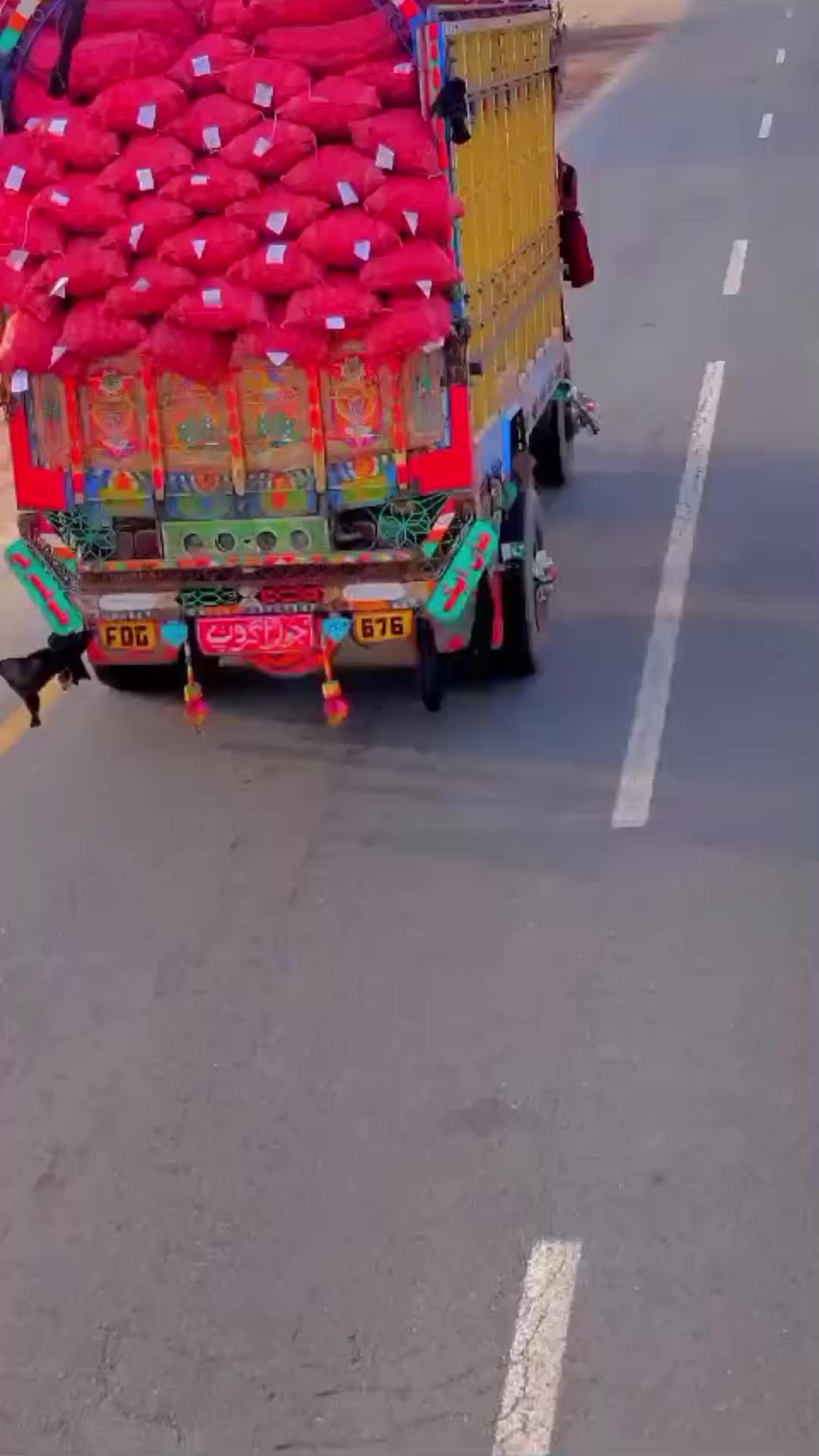 @حسنین جٹ