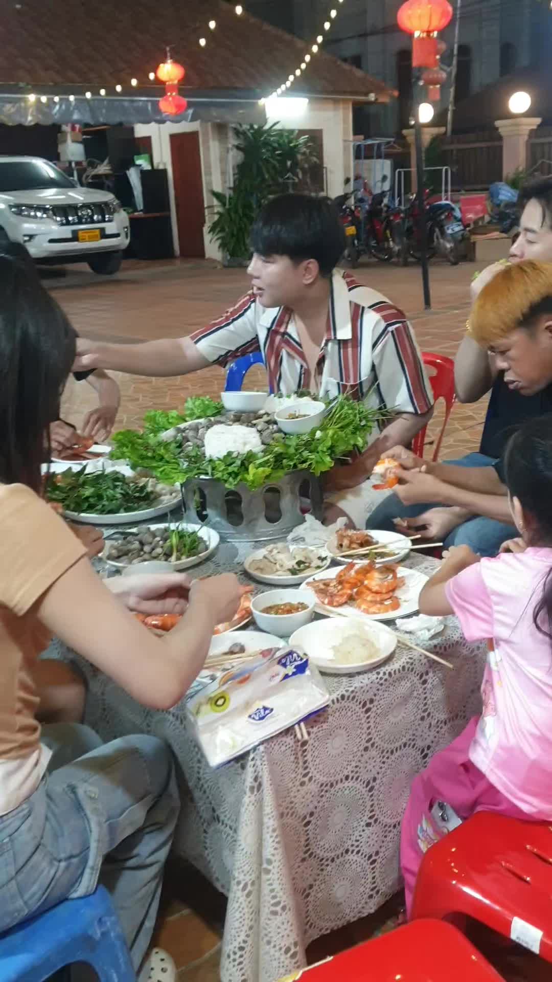 @@ນ້ອຍ😊
