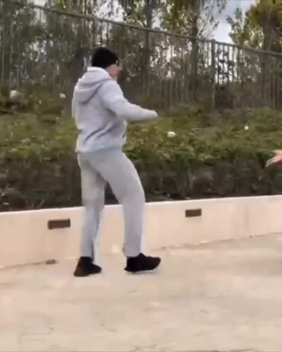 @Jean Claude van Damme