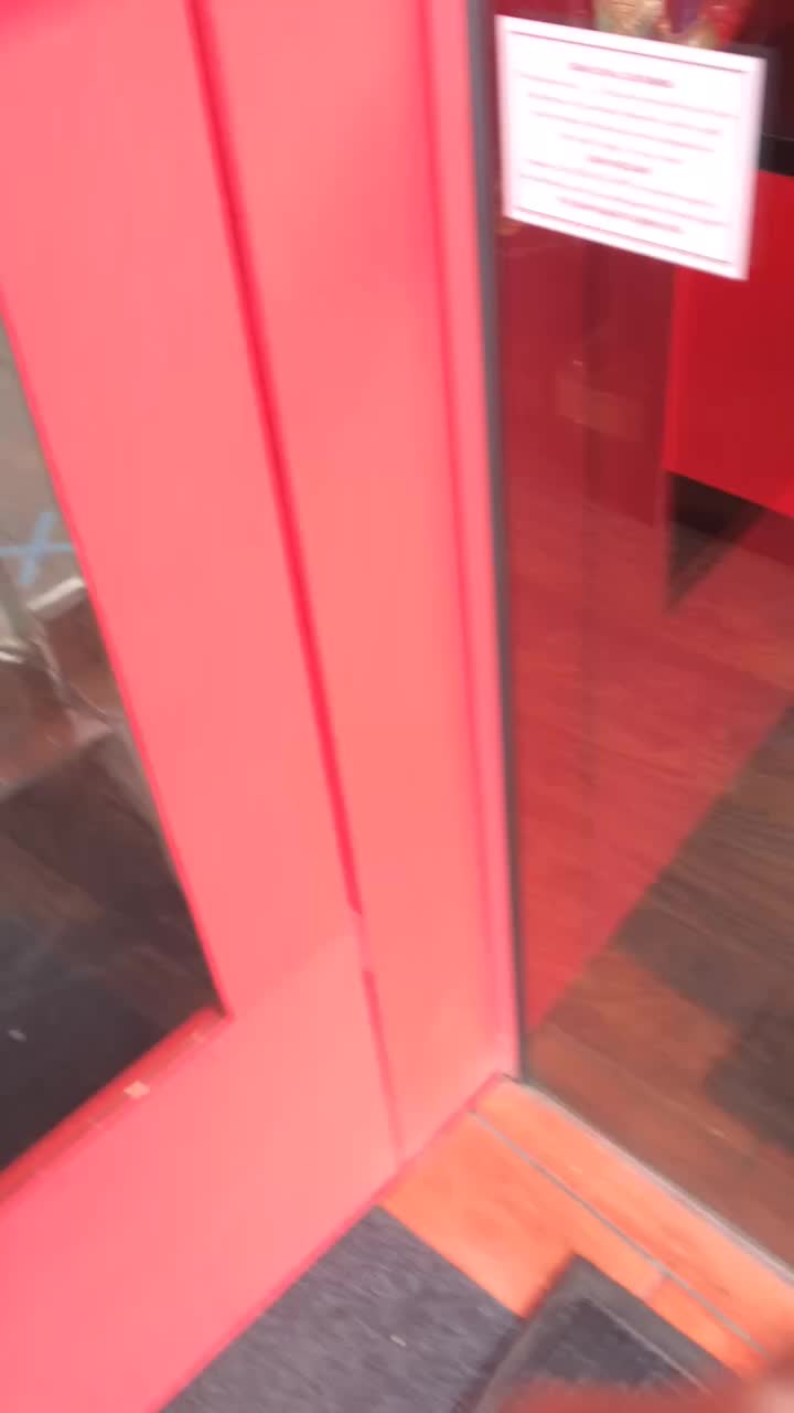 @user406811679502
