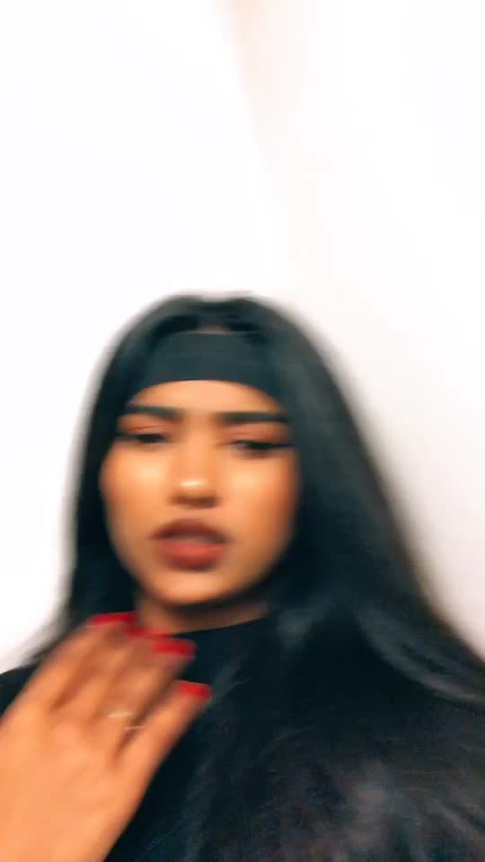 @_claudiaaa_d24
