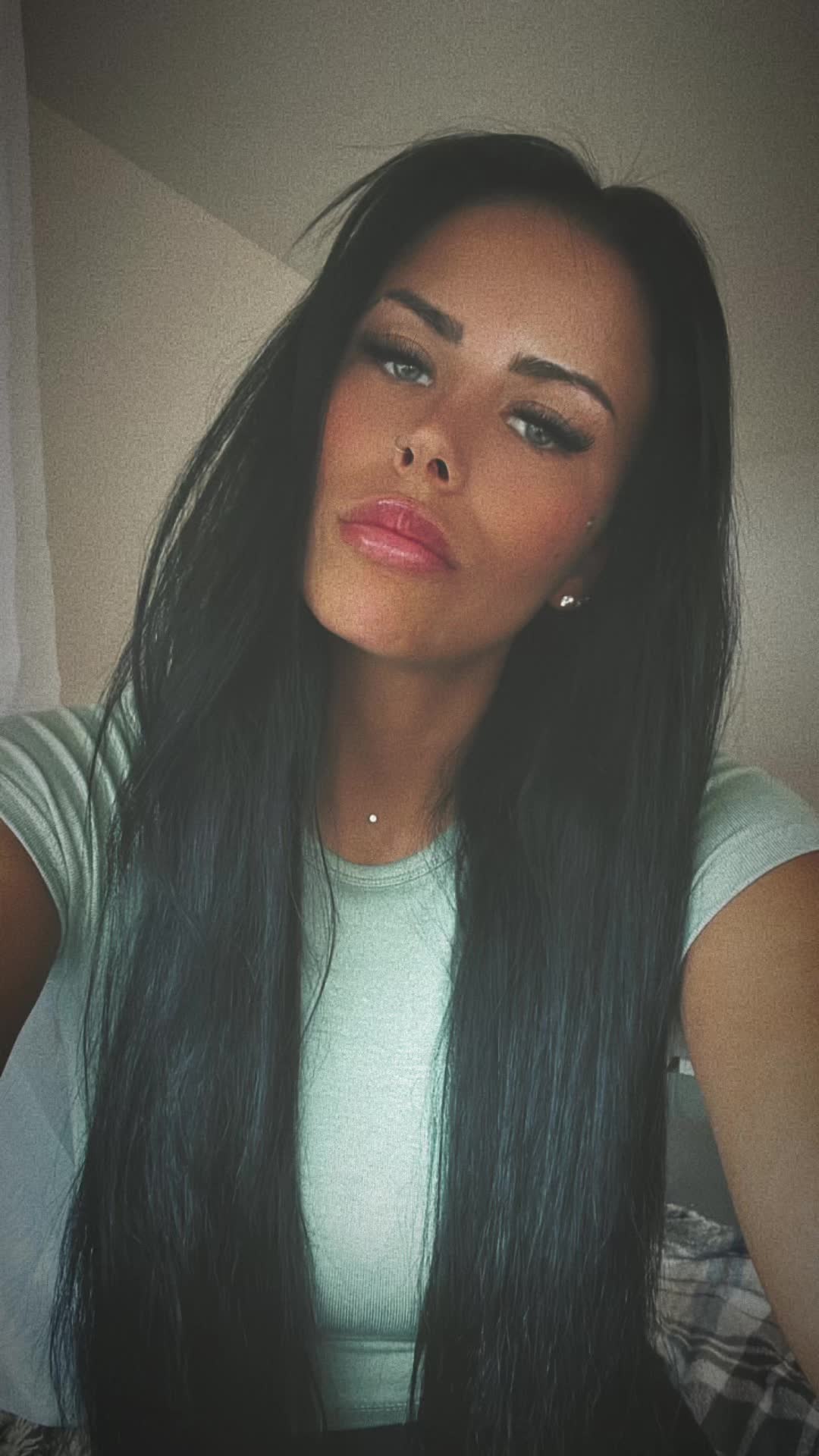 @Vanessa 🖤