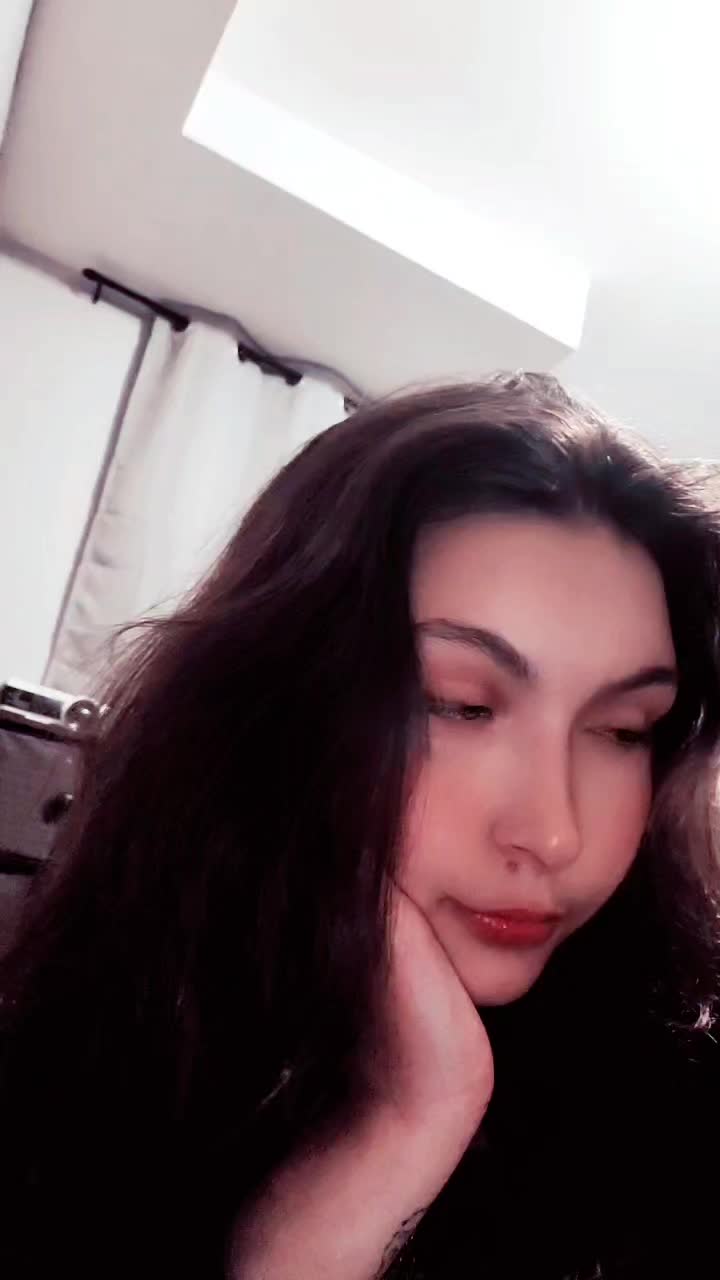 @Lil&bull;anxiousThang