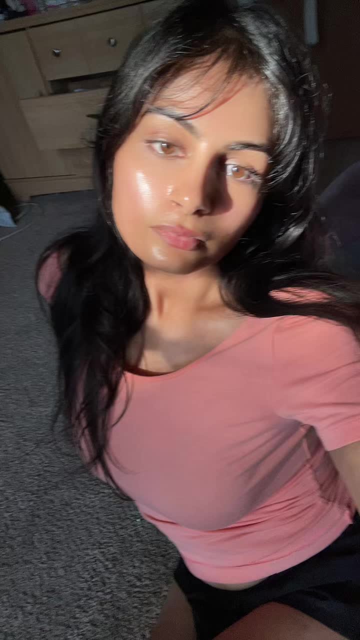 @Sakshi🦎🍋🌶