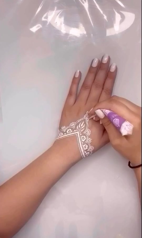 @henna_byjas