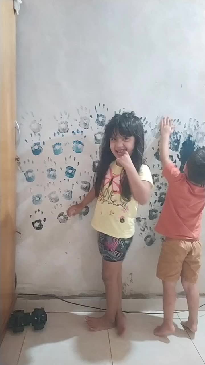 @Gabriela Godoy75