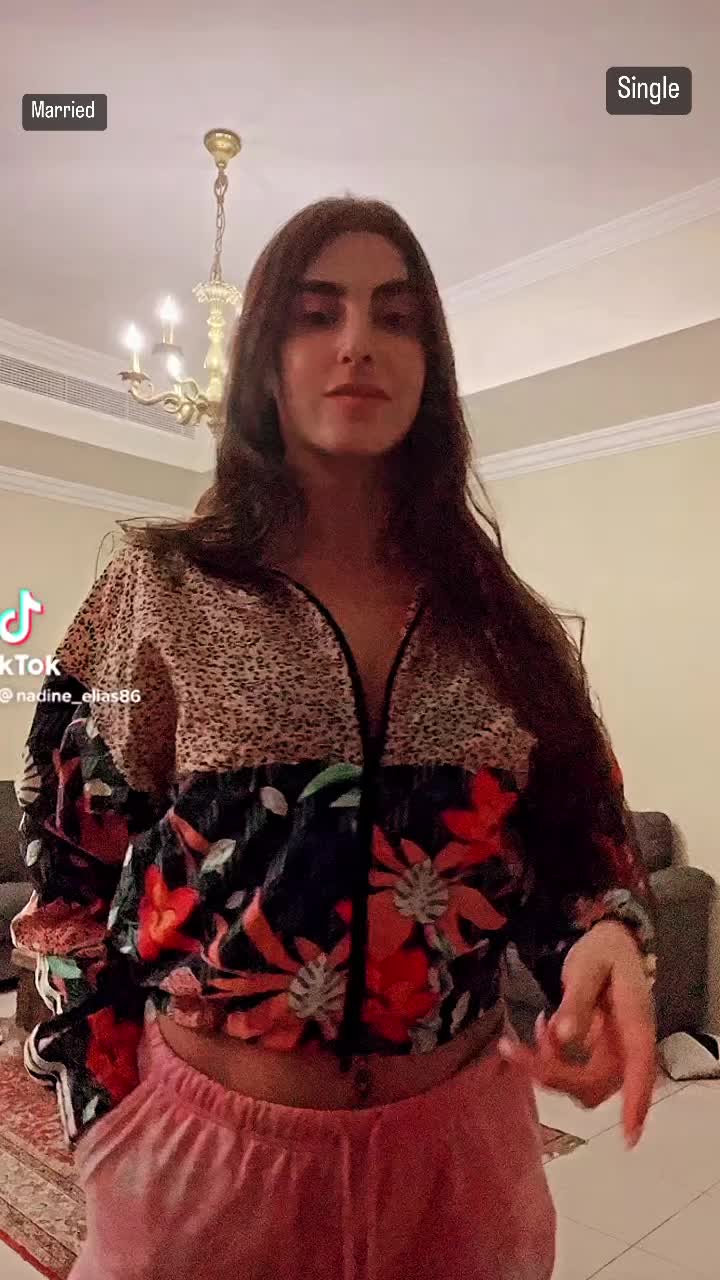 @Nadine elias