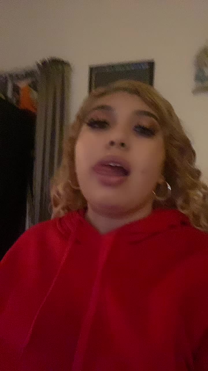 @user985662280589