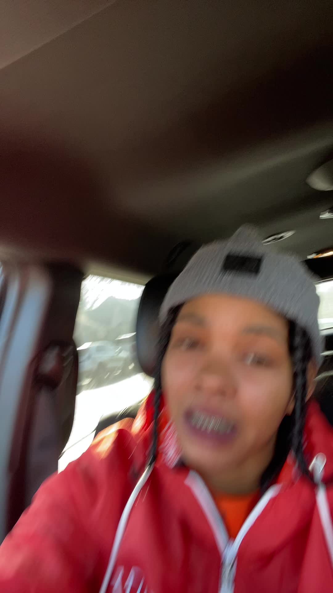 @ShechoseA
