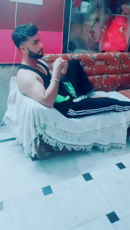 @Nik Roy