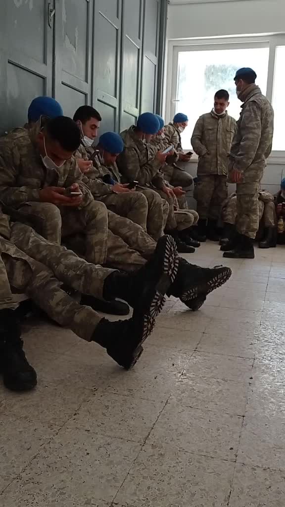@&Ouml;zcan kaya