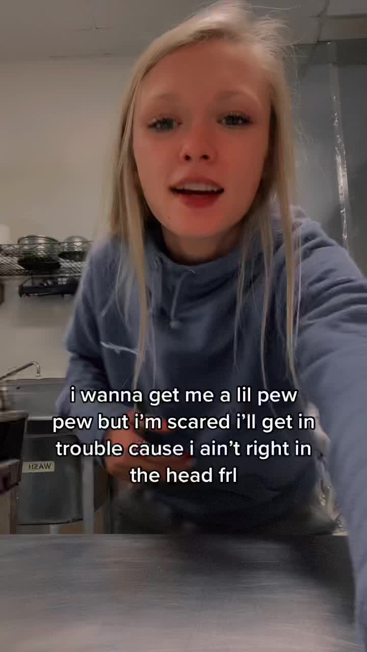 @shainakay🦋