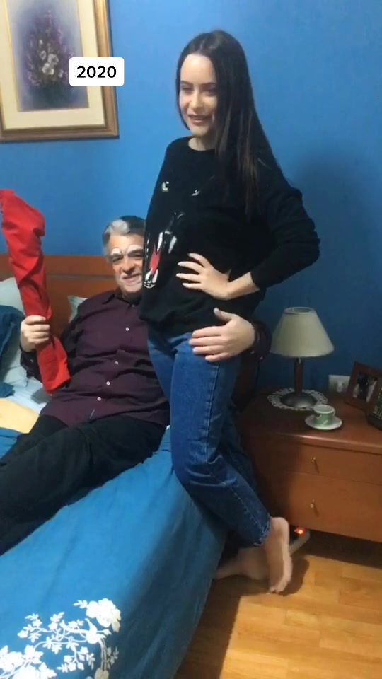 @Κλειω Καμπολη