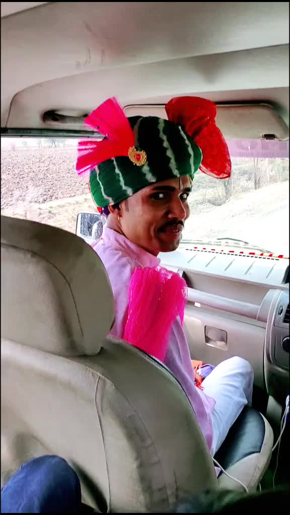 @Pawan😎Saini