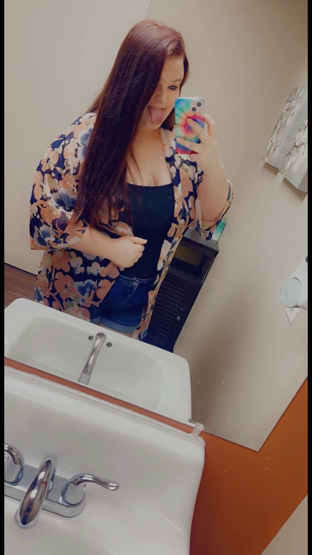 @Kayla_Marie75