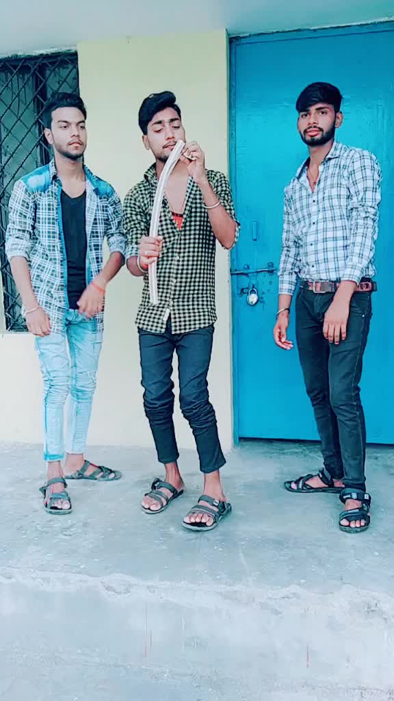 @Rebel king🤴🤴🤴boys