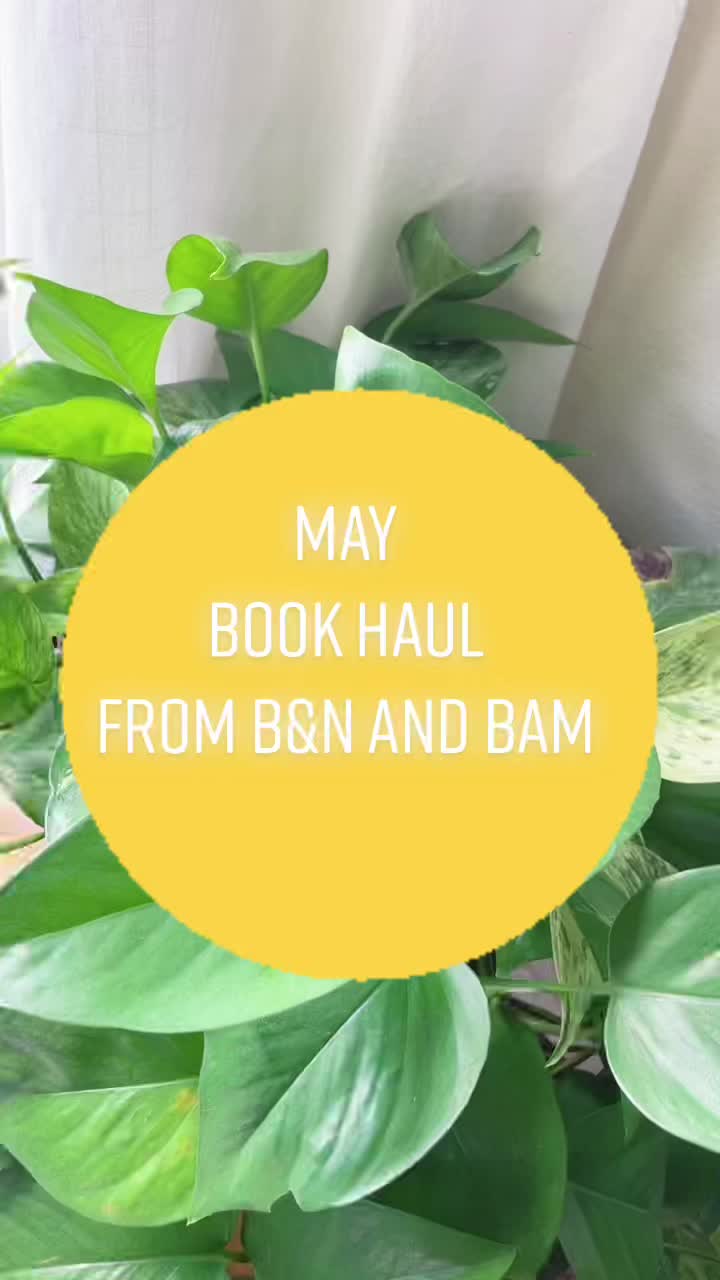 @Caiti_Reads