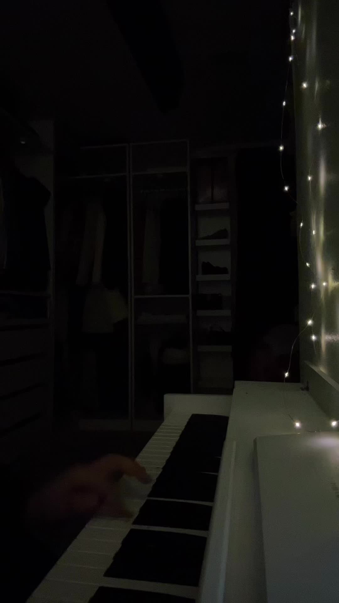 @𝓩𝓲𝓵𝓪𝓷 🦋
